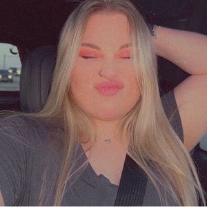 Meet your Posher, Macki